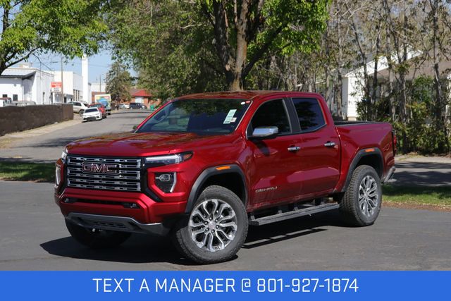 Volcanic Red Tintcoat 2026 GMC Canyon Denali Crew Cab 4WD Pickup Truck Four-Wheel Drive 8-Speed Automatic