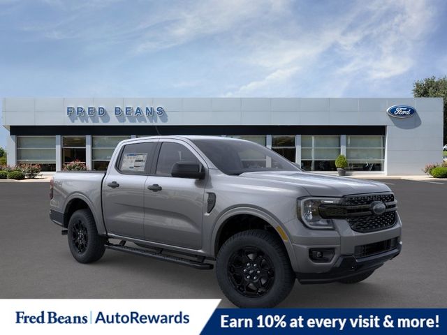Gray Metallic 2026 Ford Ranger XLT SuperCrew 4WD Pickup Truck Four-Wheel Drive Automatic
