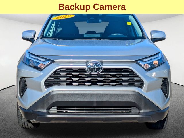 2022 Toyota RAV4 XLE 10