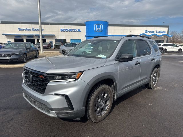 Lunar Silver Metallic 2025 Honda Pilot TrailSport AWD SUV / Crossover All-Wheel Drive Automatic