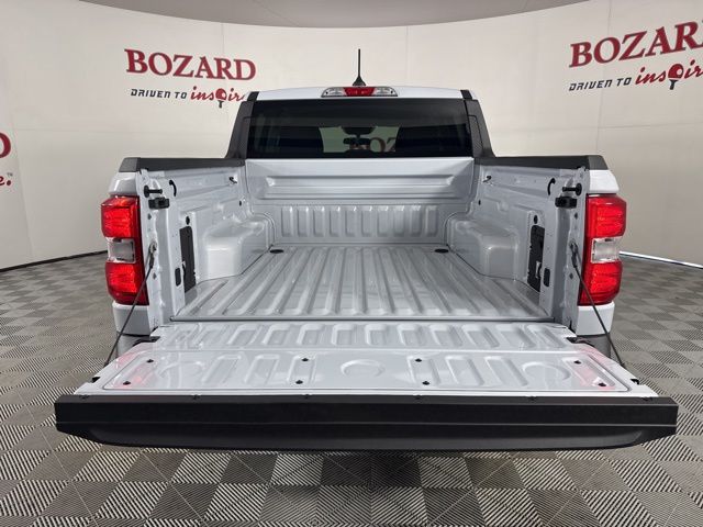 2025 Space White Metallic Ford Maverick XLT FWD Truck