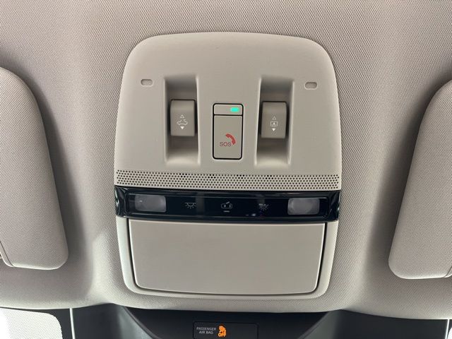 2025 Everest White Pearl Tricoat Nissan Murano SL AWD SUV