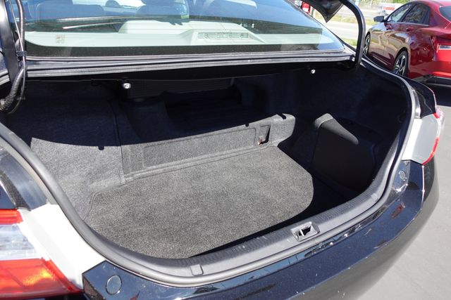 used 2007 Toyota Camry Hybrid car, priced at $7,500