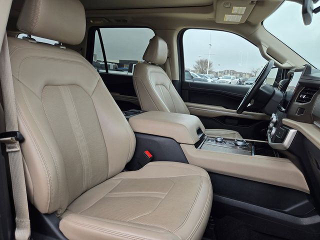 Certified Used 2023 Black Ford Limited image 31