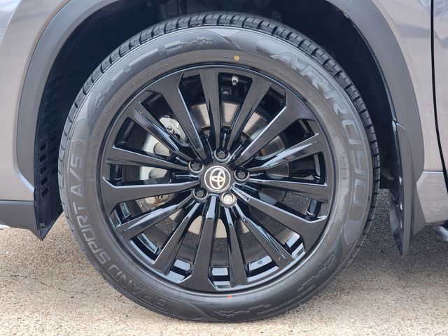 2023 Toyota Highlander XSE Gray at Bayway Cadillac Southwest