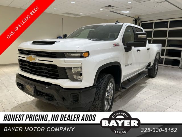 Summit White 2025 Chevrolet Silverado 2500HD Pickup Truck Four-Wheel Drive Automatic