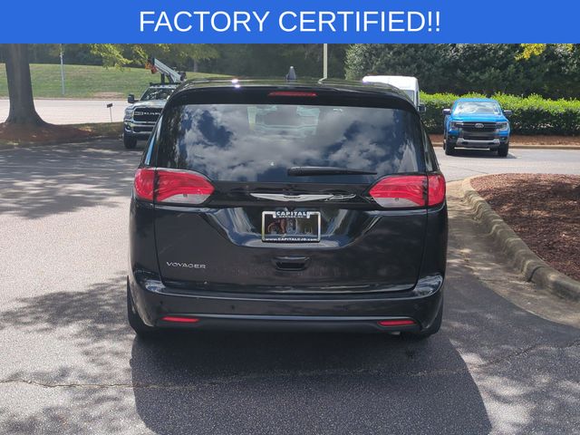 Used 2025 Black Chrysler LX image 4