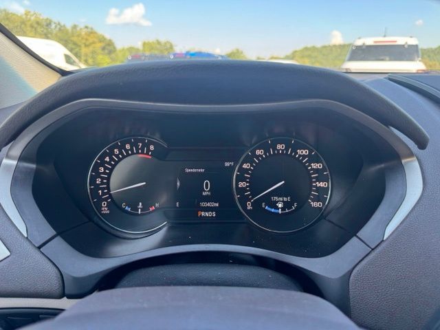 Used 2017 White Lincoln Reserve image 31