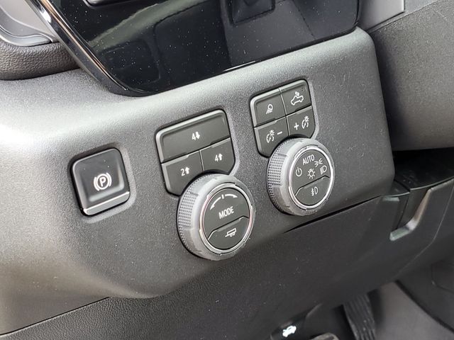 New 2026 Chevrolet Silverado 3500 LT Crew Cab for sale #T1206293 - photo 8