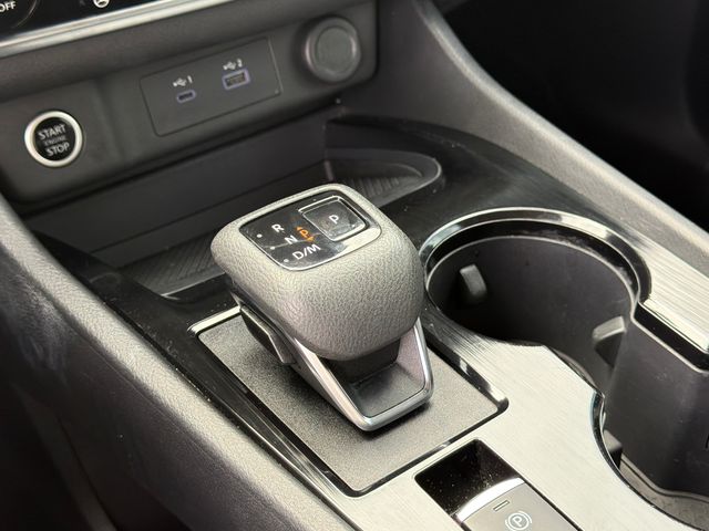 Used 2023 Nissan Rogue SUV