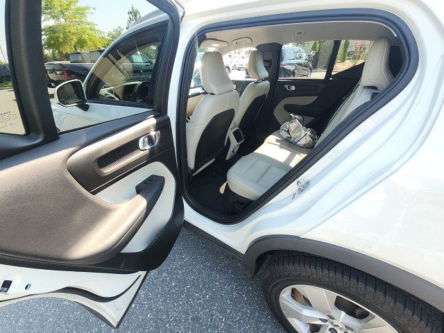Used 2019 Volvo XC40 SUV