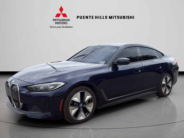 2023 BMW i4 eDrive35's photo