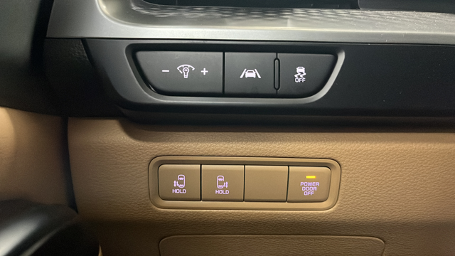 Used 2024 White Kia LX image 32