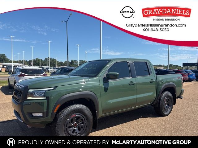 2025 Nissan Frontier PRO-4X's photo