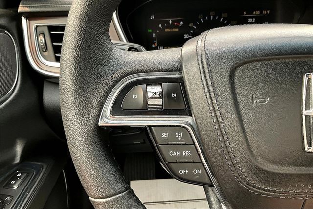 2018 Lincoln Continental Premiere - 10