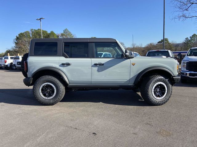 2024 Ford Bronco Badlands 2