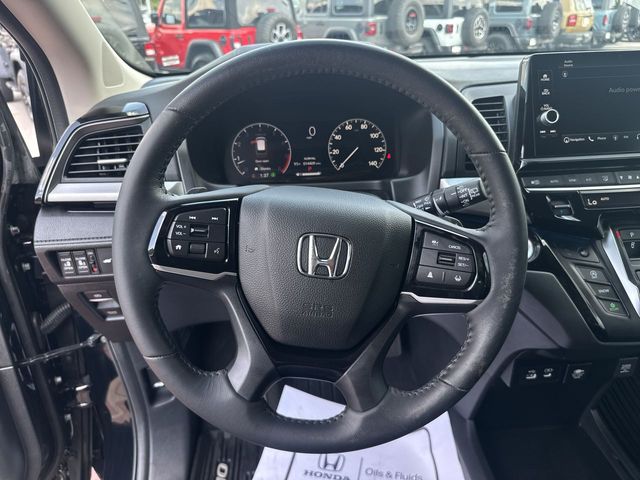 Used 2025 Honda Odyssey Van