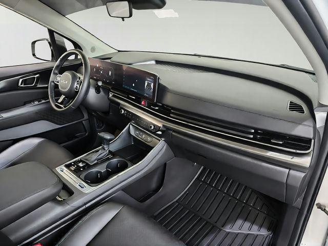 Used 2026 Kia Carnival Van