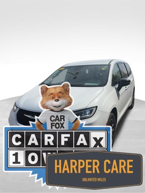 Bright White Clearcoat 2024 Chrysler Pacifica Touring L FWD Minivan Front-Wheel Drive 9-Speed Automatic