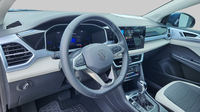 2025 Volkswagen Taos