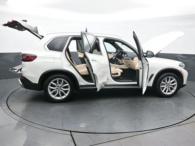 2022 BMW X5 xDrive40i 56