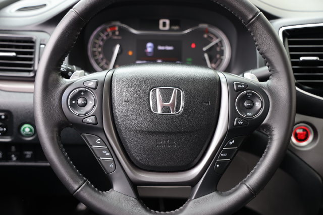2023 Honda Ridgeline RTL Gray at Community Honda