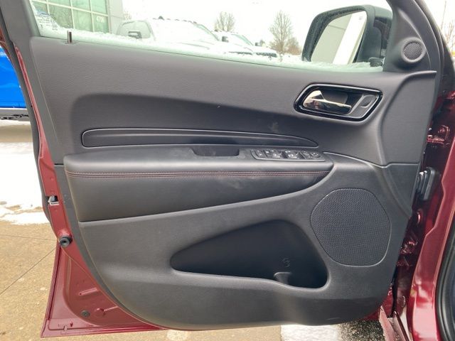 2026 Dodge Durango GT HEMI V8 - Octane Red Pearlcoat exterior view 10