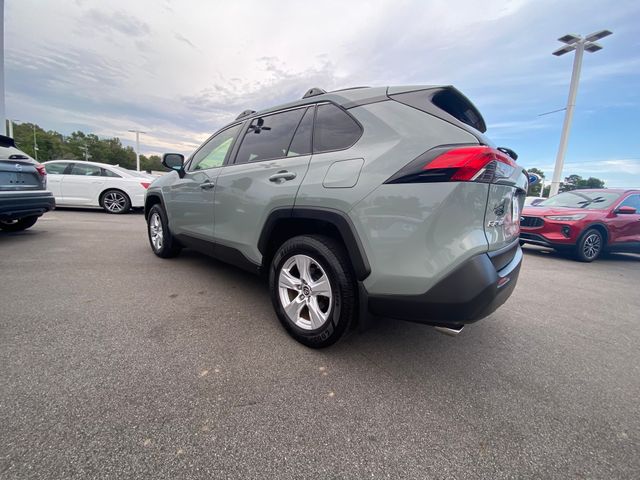 2019 Toyota RAV4 XLE 4