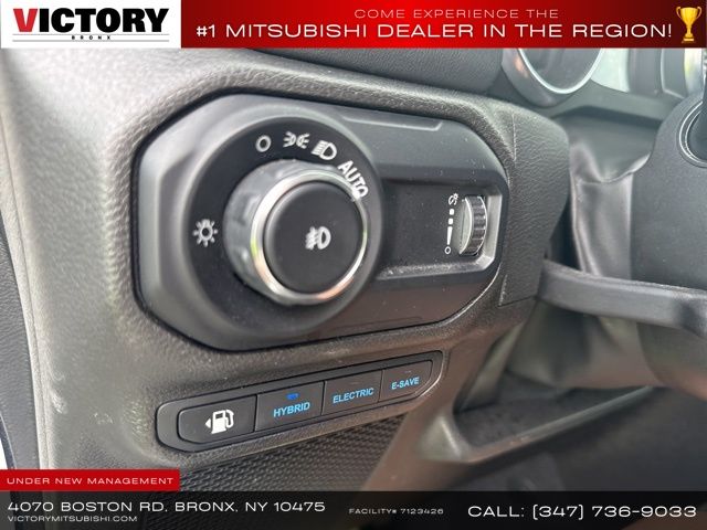 2023 Jeep Wrangler Sahara 4xe photo