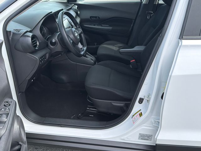 Used 2024 Nissan Kicks SUV
