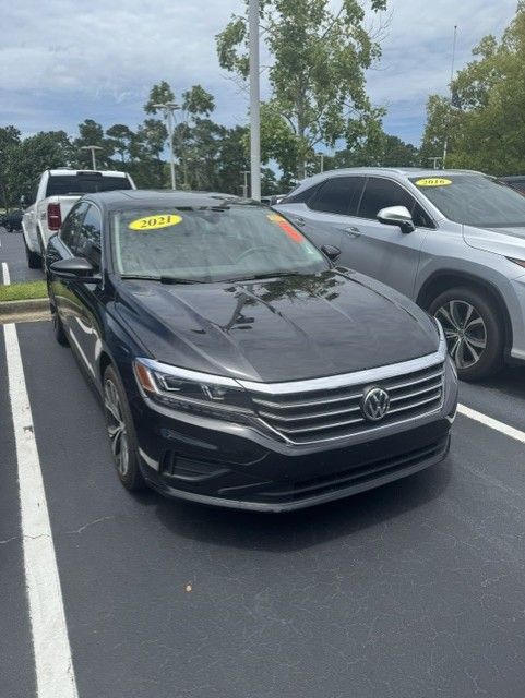 Deep Black 2021 Volkswagen Passat Sedan Front-Wheel Drive 6-Speed Automatic