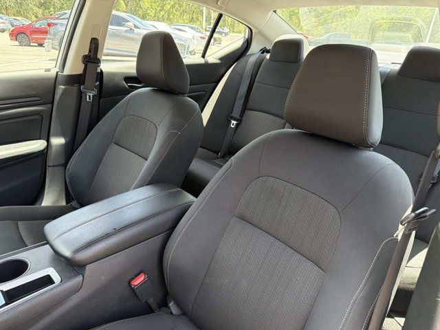Used 2025 Nissan Altima Sedan