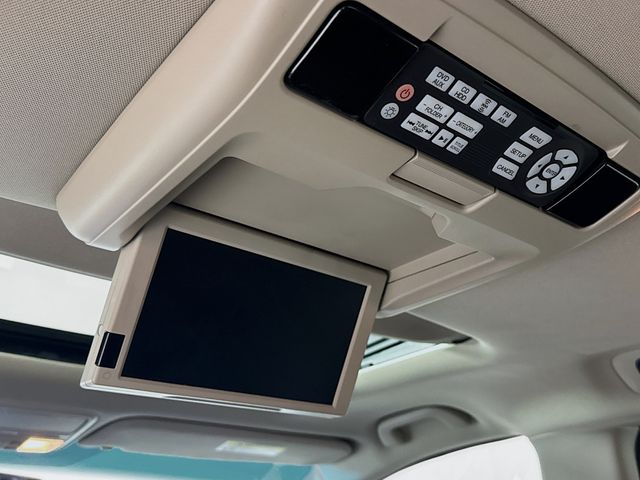 2013 Gray Honda Odyssey Touring FWD Van