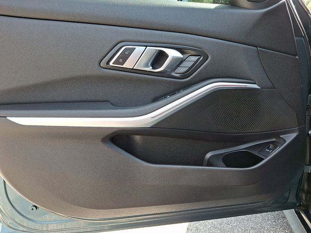 2021 BMW 3 Series 330i xDrive Blue at Auto Express Mitsubishi