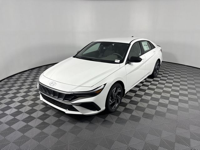 New 2025 Hyundai Elantra For Sale in Indianapolis, IN
