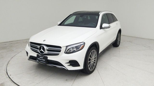2019 Mercedes-Benz GLC GLC300's photo