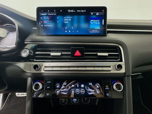 Thumbnail: 2025 Genesis G70 - 15