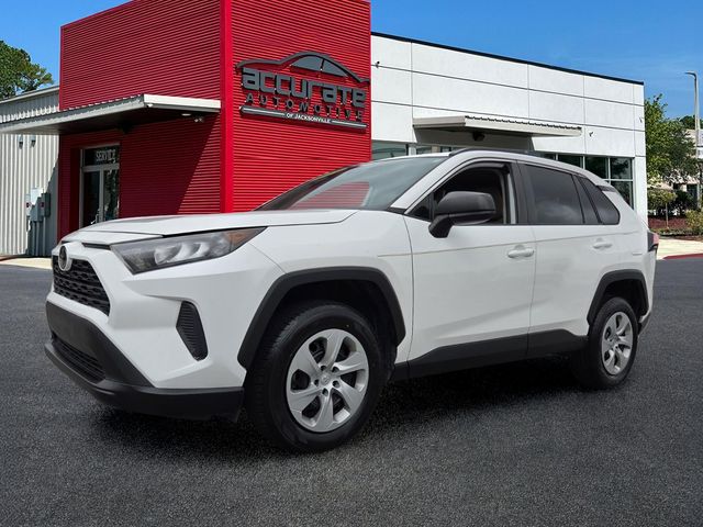 Super White 2019 Toyota RAV4 LE FWD SUV / Crossover Front-Wheel Drive 8-Speed Automatic