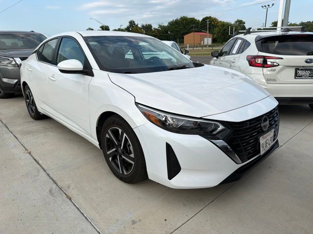 Aspen White Tricoat 2024 Nissan Sentra Sedan Front-Wheel Drive Continuously Variable Transmission