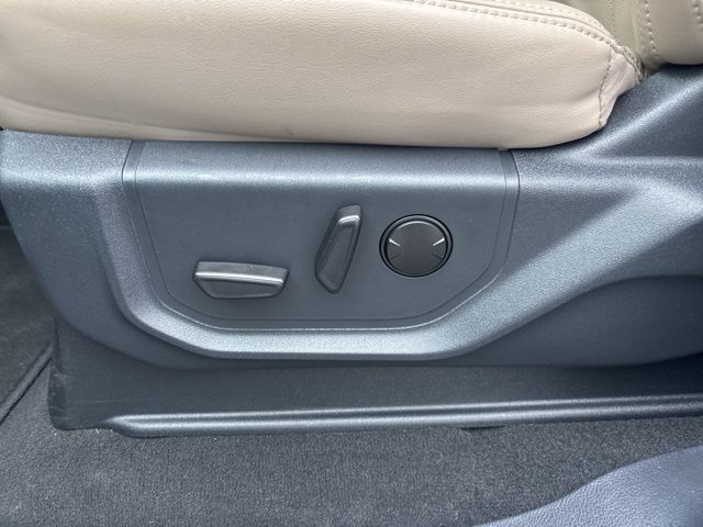 Used Car 2024 Ford Expedition  Xlt For Sale Under $50,000 In San Antonio, Texas