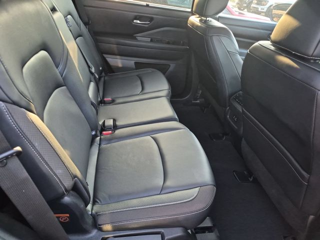 Used 2023 Blue Nissan SL image 34