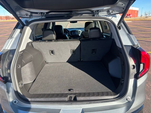 2023 GMC Terrain AWD SLT