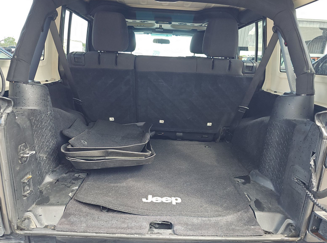 Used 2017 Jeep Wrangler SUV