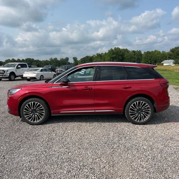 2021 Lincoln Corsair Standard - 2