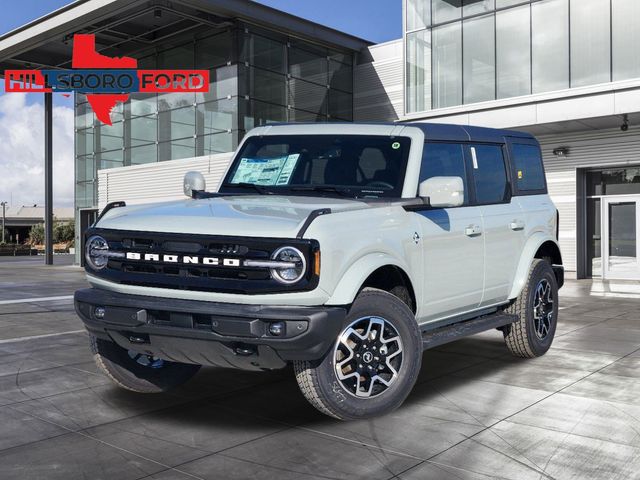 2024 Cactus Gray Ford Bronco Outer Banks 4X4 SUV