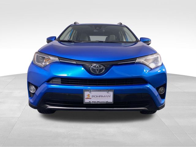 2017 Toyota RAV4 XLE 24