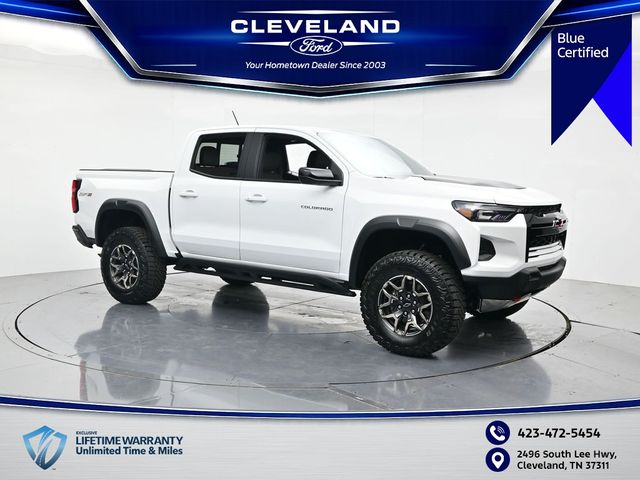 Summit White 2026 Chevrolet Colorado Pickup Truck Four-Wheel Drive 8-Speed Automatic