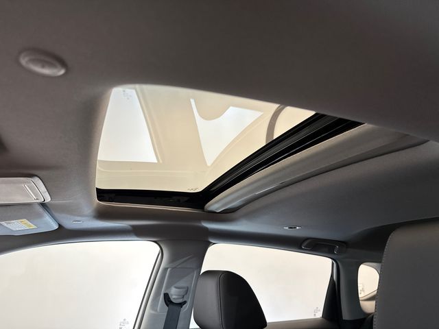 New 2026 White Acura Base image 24