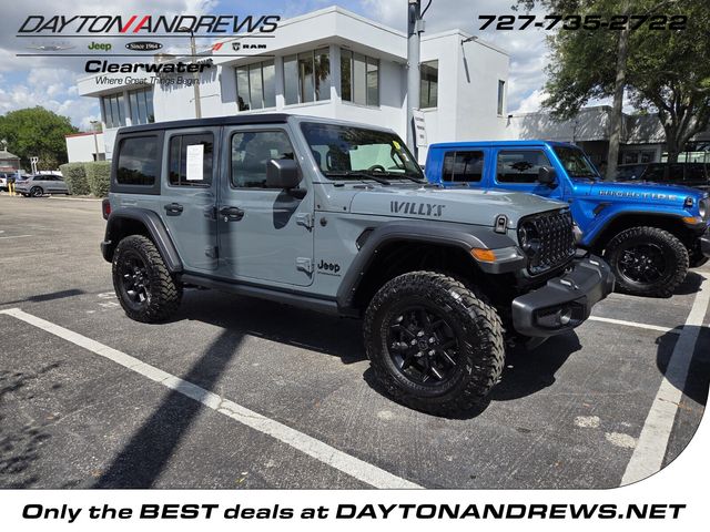 Anvil Clear Coat 2024 Jeep Wrangler Willys 4-Door 4WD SUV / Crossover Four-Wheel Drive 8-Speed Automatic