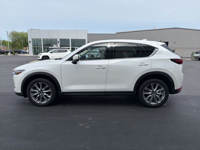 View vehicle photo 4
